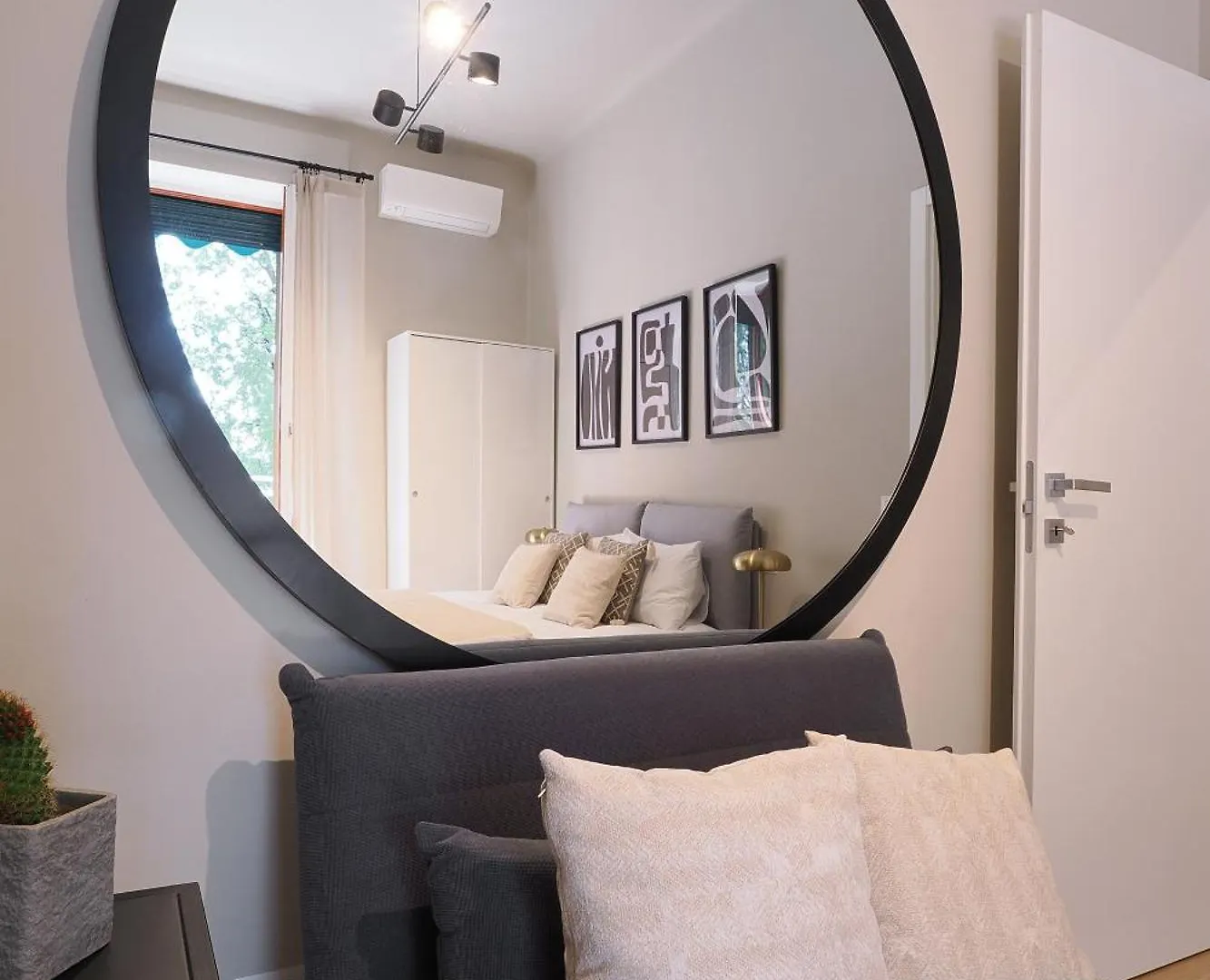Boutique Design Apartment Lambrate Milan
